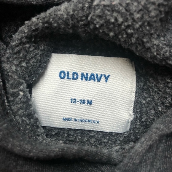🎉3 For 15$🎉Old Navy Baby Boy Jawsome Shark Blue Hoodie Sweater Size 12-18 M - Picture 4 of 4